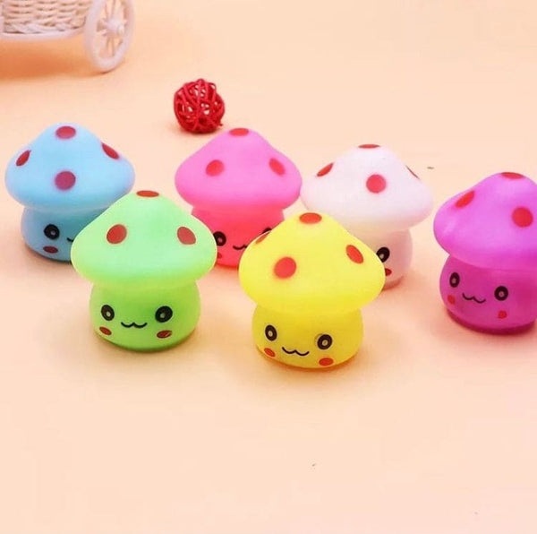 Cute LED Night Light, Mini Soft Baby Child Sleeping Nightlight, Mini Light Lamp, LED Night Light